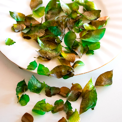 Edible Rose Petals - Leaves